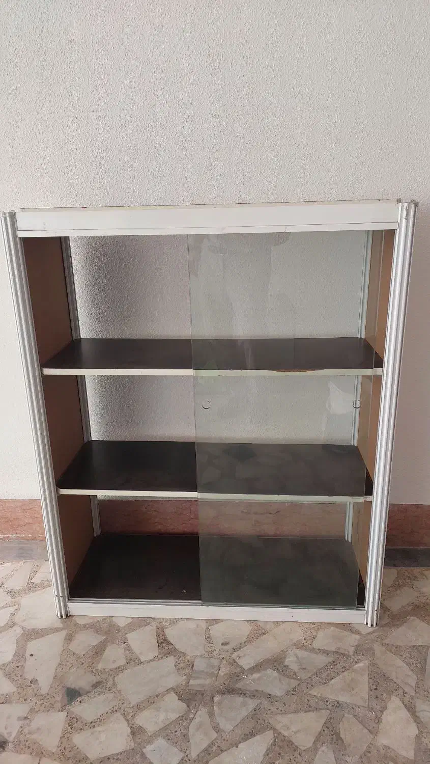 کتابخانه/ جا کتابی|کتابخانه، شلف، قفسه‌های دیواری|رشت, استادسرا|دیوار