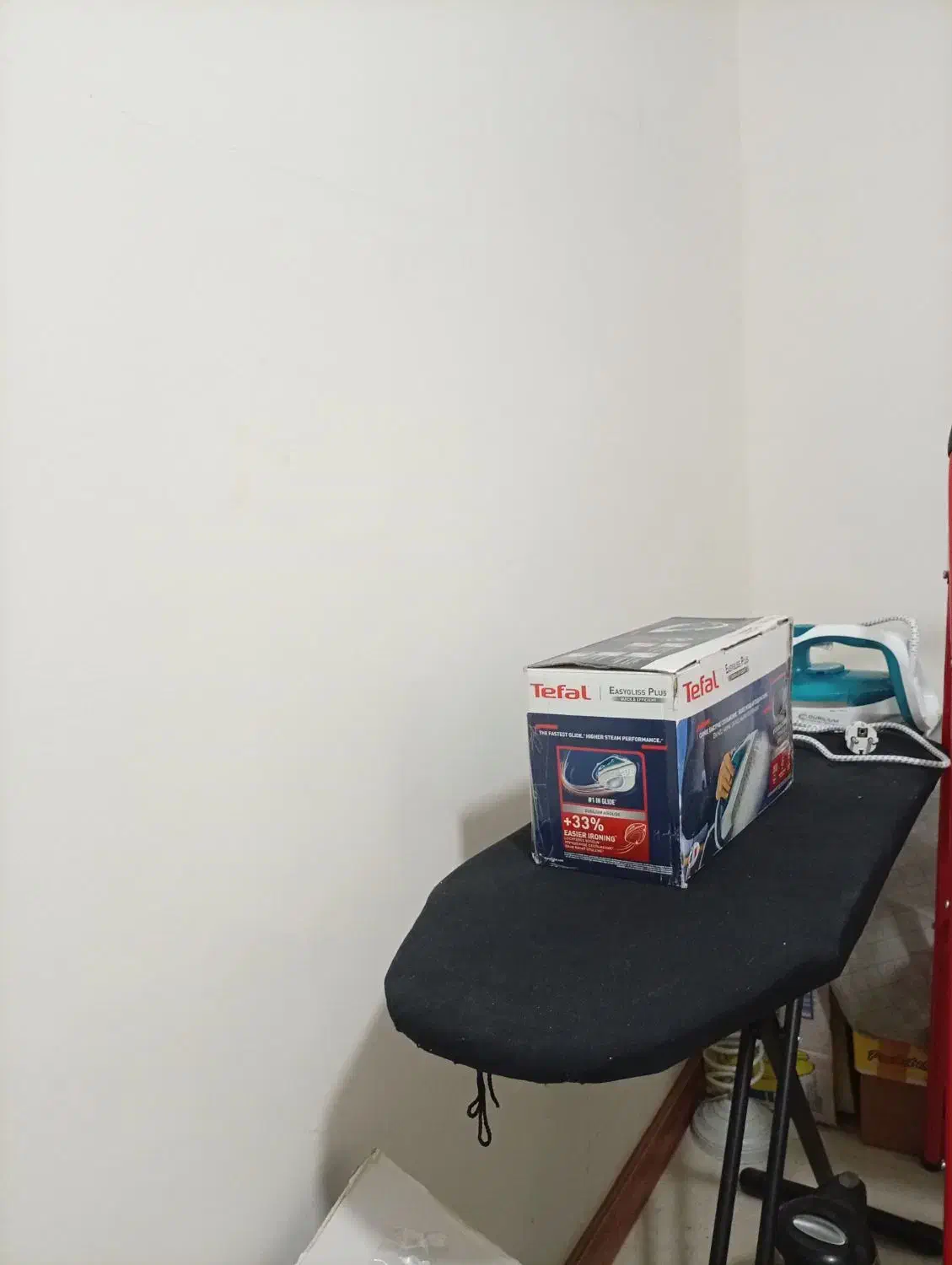 اتوtefal اصل فرانسه همراه با میز|اتو و لوازم اتو|پرند, فاز ۴|دیوار