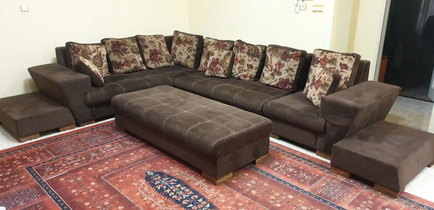 فروش مبل ۸ نفره با میز وسط|مبلمان خانگی و میز عسلی|شیراز, میرزاکوچک خان|دیوار