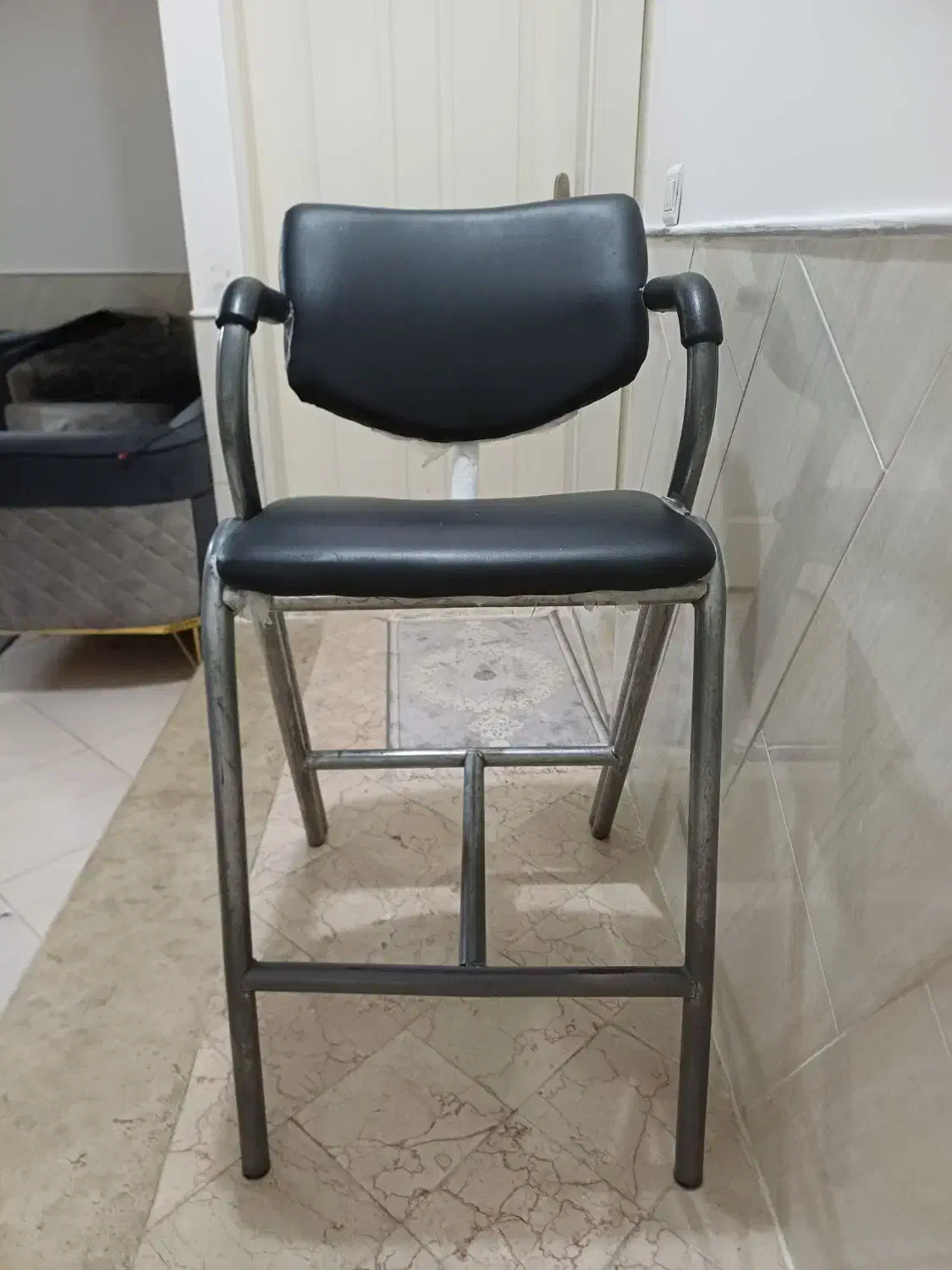 صندلی|صندلی و نیمکت|یزد, |دیوار