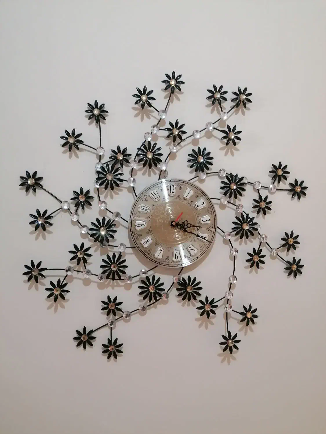 ساعت دیواری (قابل معاوضه)|ساعت دیواری و تزئینی|شیراز, عفیف‌آباد|دیوار