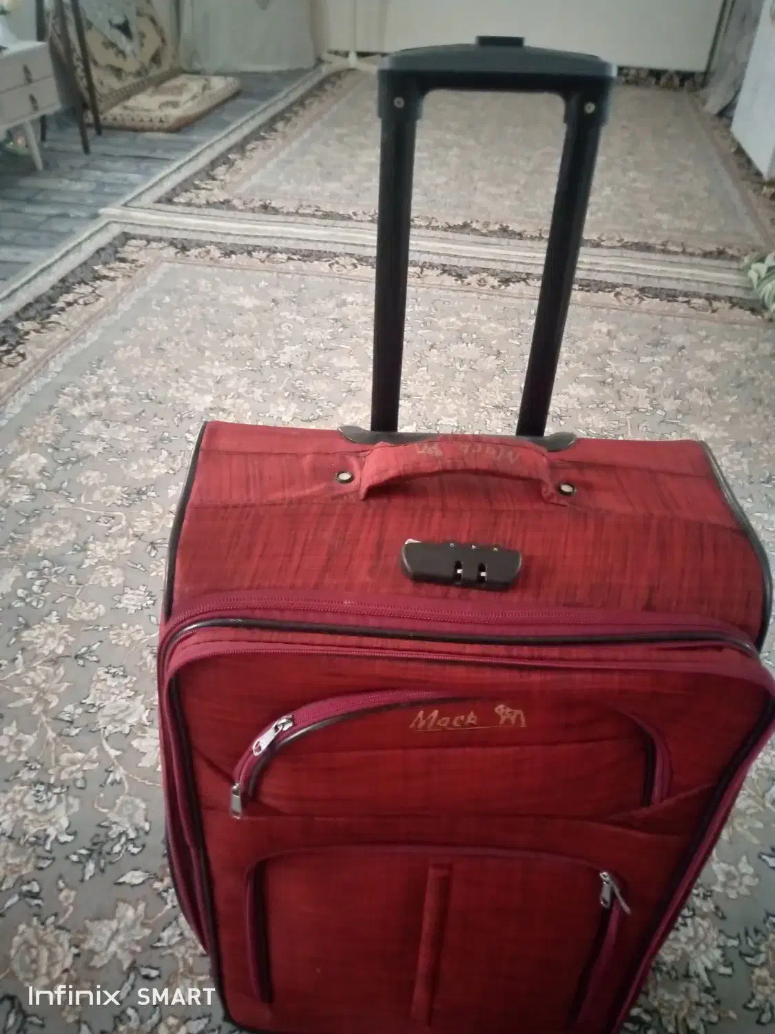 چمدان بزرگ نو|کیف، کفش، کمربند|سراوان, |دیوار