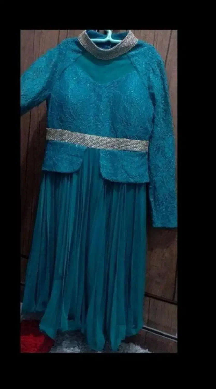 لباس مجلسی|لباس|آستانه اشرفیه, |دیوار