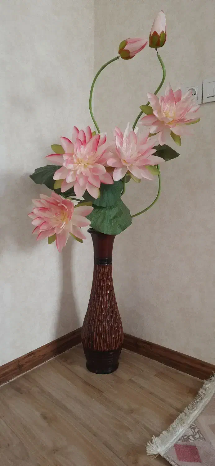 گل مصنوعی و گلدان|گل مصنوعی|همدان, |دیوار