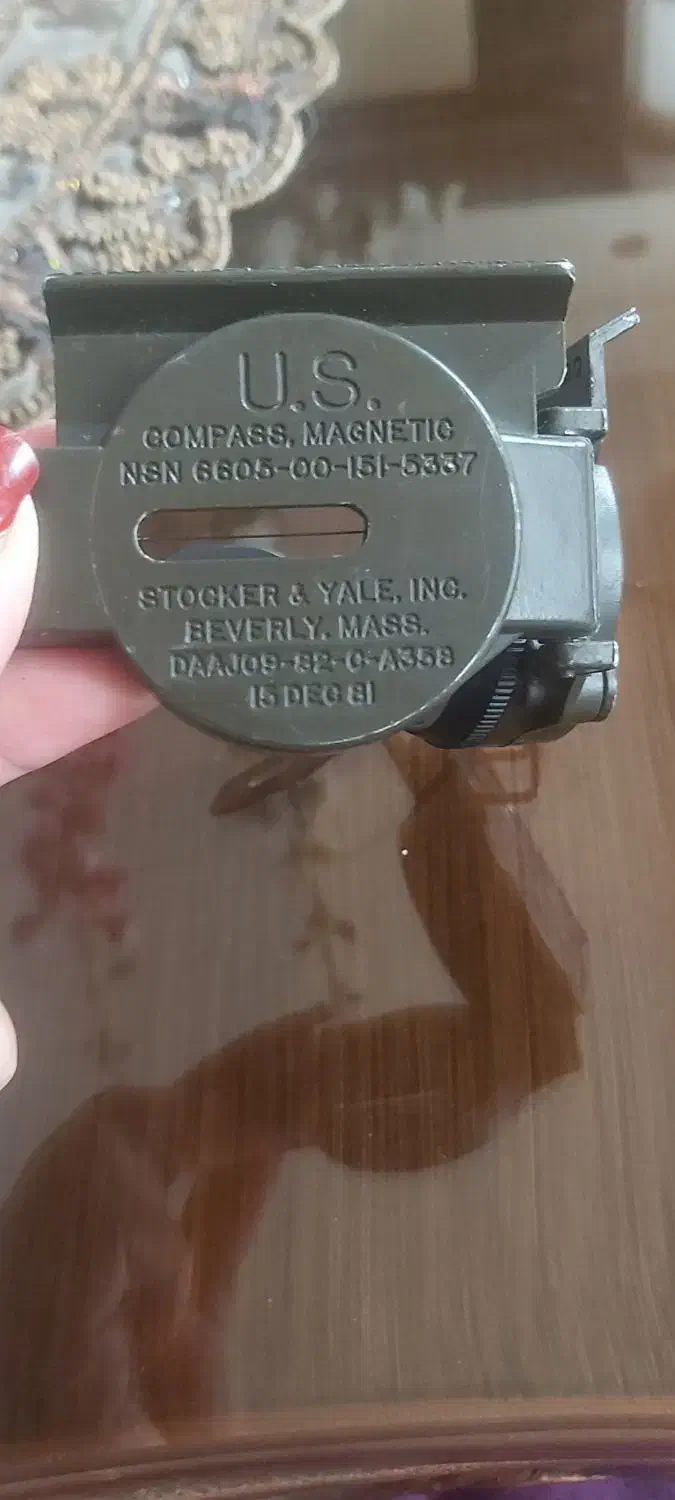 دوربین قطب نما تریموس عتیقه و قدیمی|کلکسیون اشیاء عتیقه|کرج, فاز ۴ مهرشهر|دیوار