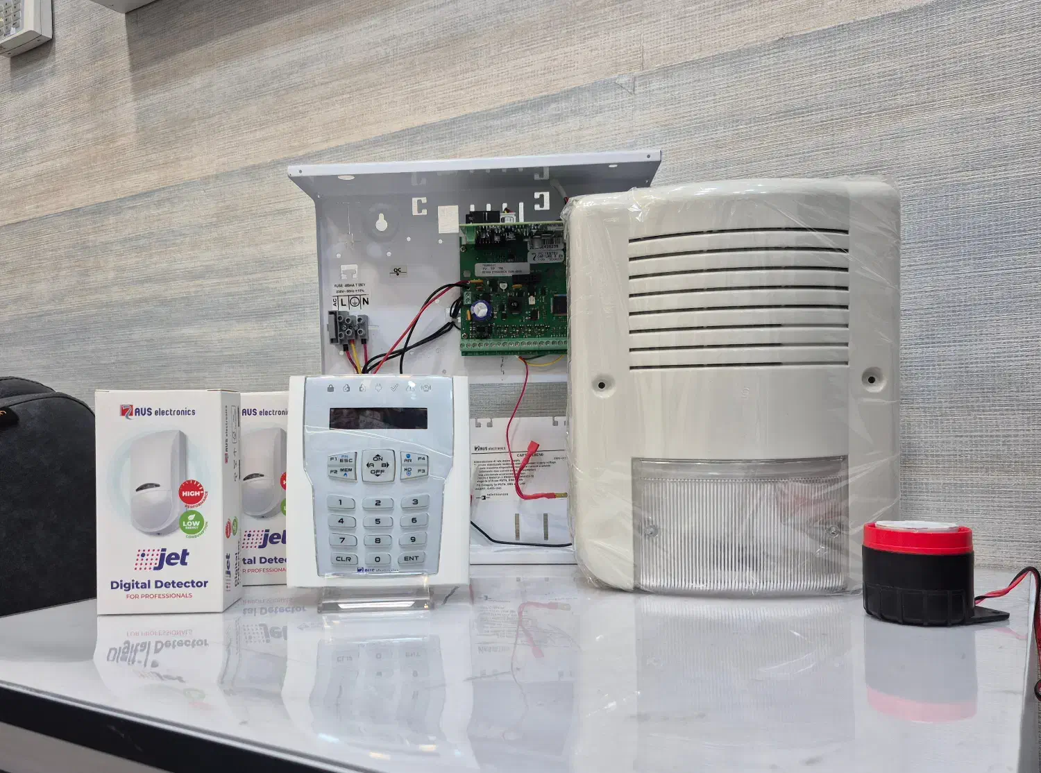 پکیج دزدگیر اماکن AVS /برند ایتالیایی|دوربین مداربسته|تهران, صادقیه|دیوار