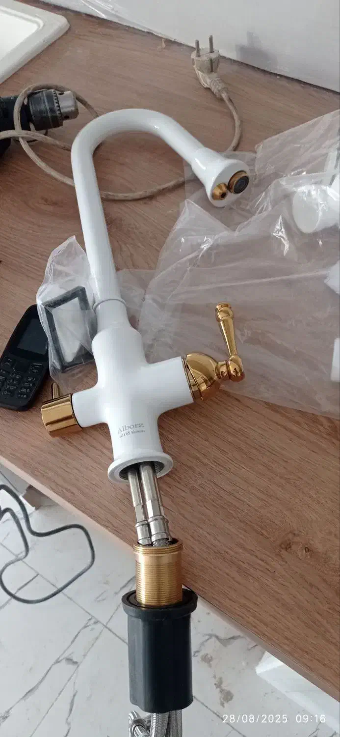 لوله کشی آب و فاضلاب و پکیج و نصب شیرآلات|خدمات پیشه و مهارت|ملایر, |دیوار