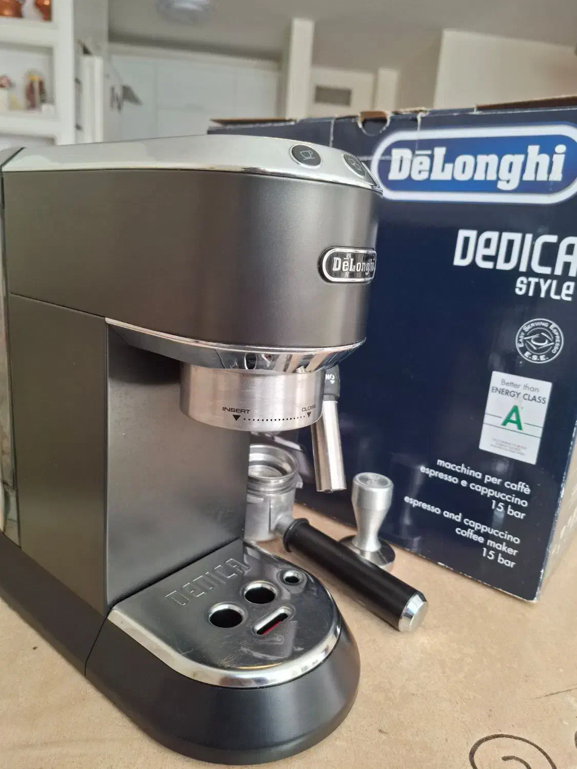 دستگاه اسپرسو ساز دلونگی 685 در حد نو بسیار تمیز|سماور، چای‌ساز، قهوه‌ساز|فردیس, شهرک ۱۱۰|دیوار