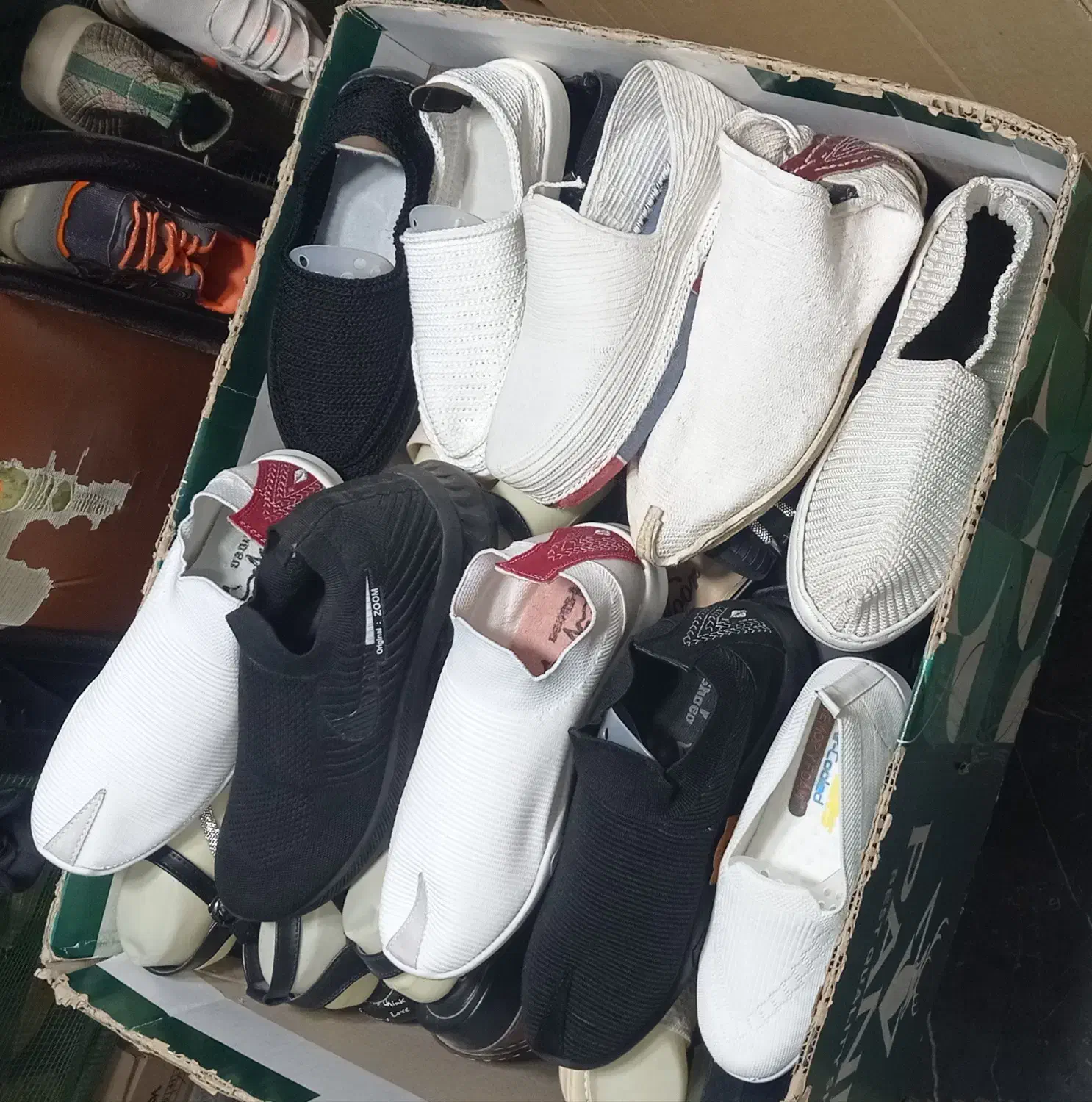 گیوه|کیف، کفش، کمربند|لردگان, |دیوار