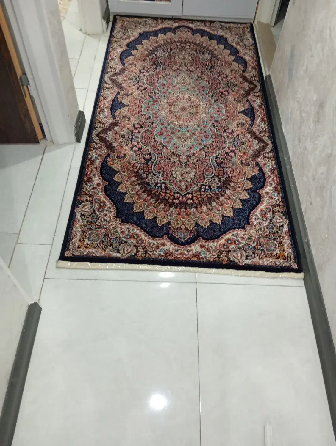 فرش نو|فرش|شیراز, شهرک مدرس|دیوار