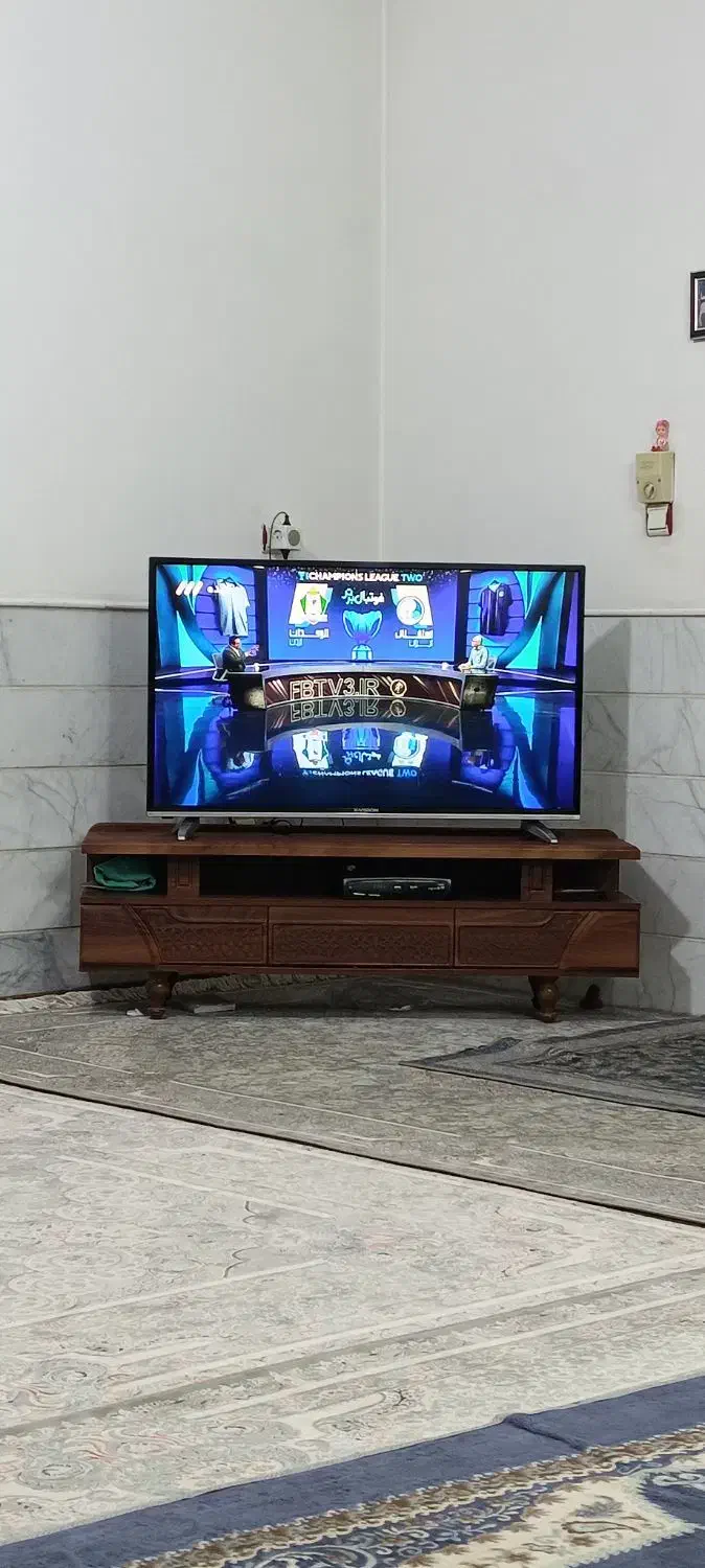 تلوزیون 50اینچ هوشمند|تلویزیون و پروژکتور|یزد, |دیوار