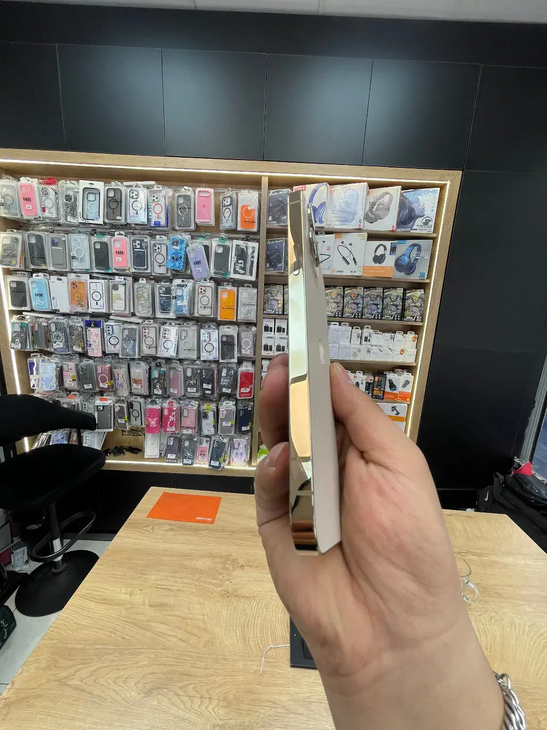 iphone 12 pro max Za در حدنوو پک اصلی|موبایل|فردیس, فردیس|دیوار