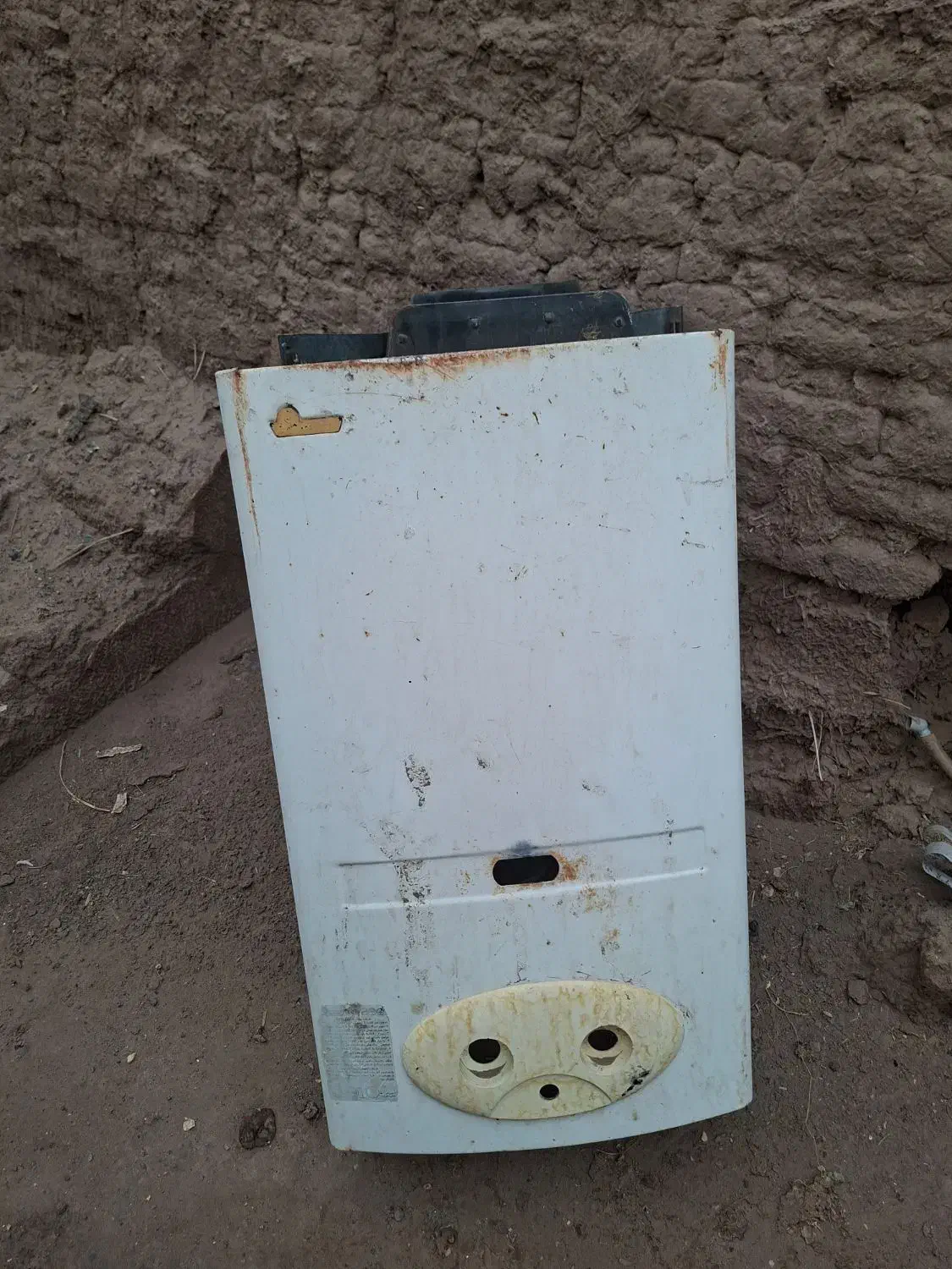 ابگرمکن|آبگرمکن، پکیج، شوفاژ|بم, |دیوار