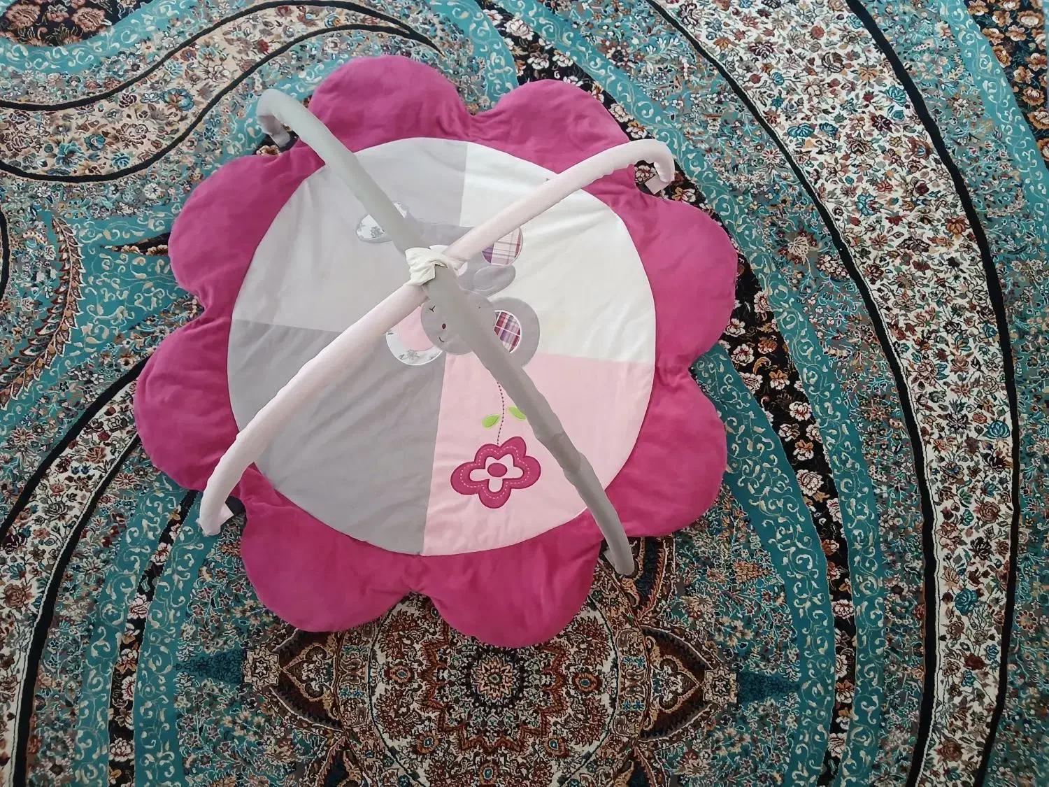 لوازم سیسمونی در حد نو همگی|اسباب و اثاث بچه|الیگودرز, |دیوار