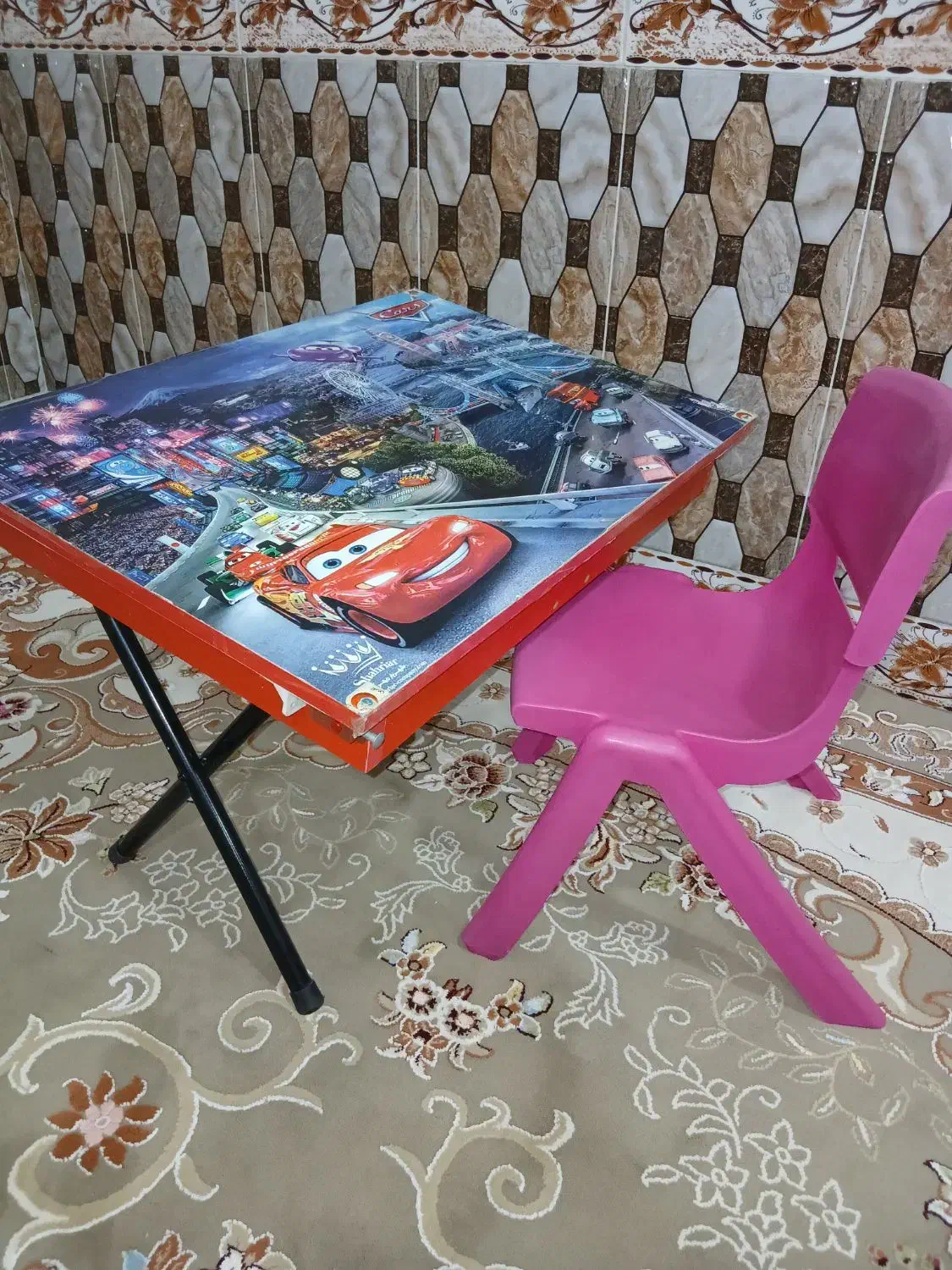 سلام میزو صندلی خیلی محکم|میز تحریر و کامپیوتر|پارسآباد, |دیوار