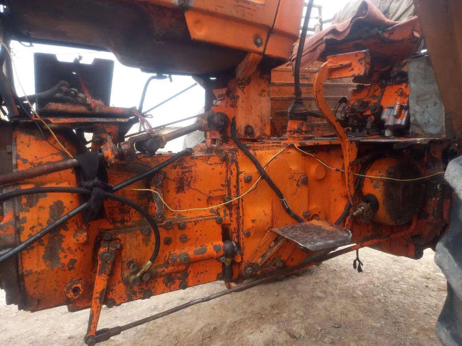 تراکتو رومانی|خودرو سنگین|آبدانان, |دیوار