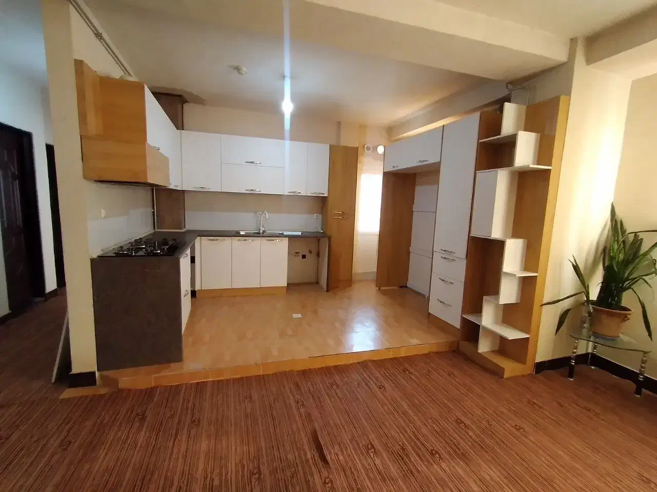 آپارتمان واحد ۲ خوابه گلمان|فروش آپارتمان|ارومیه, |دیوار