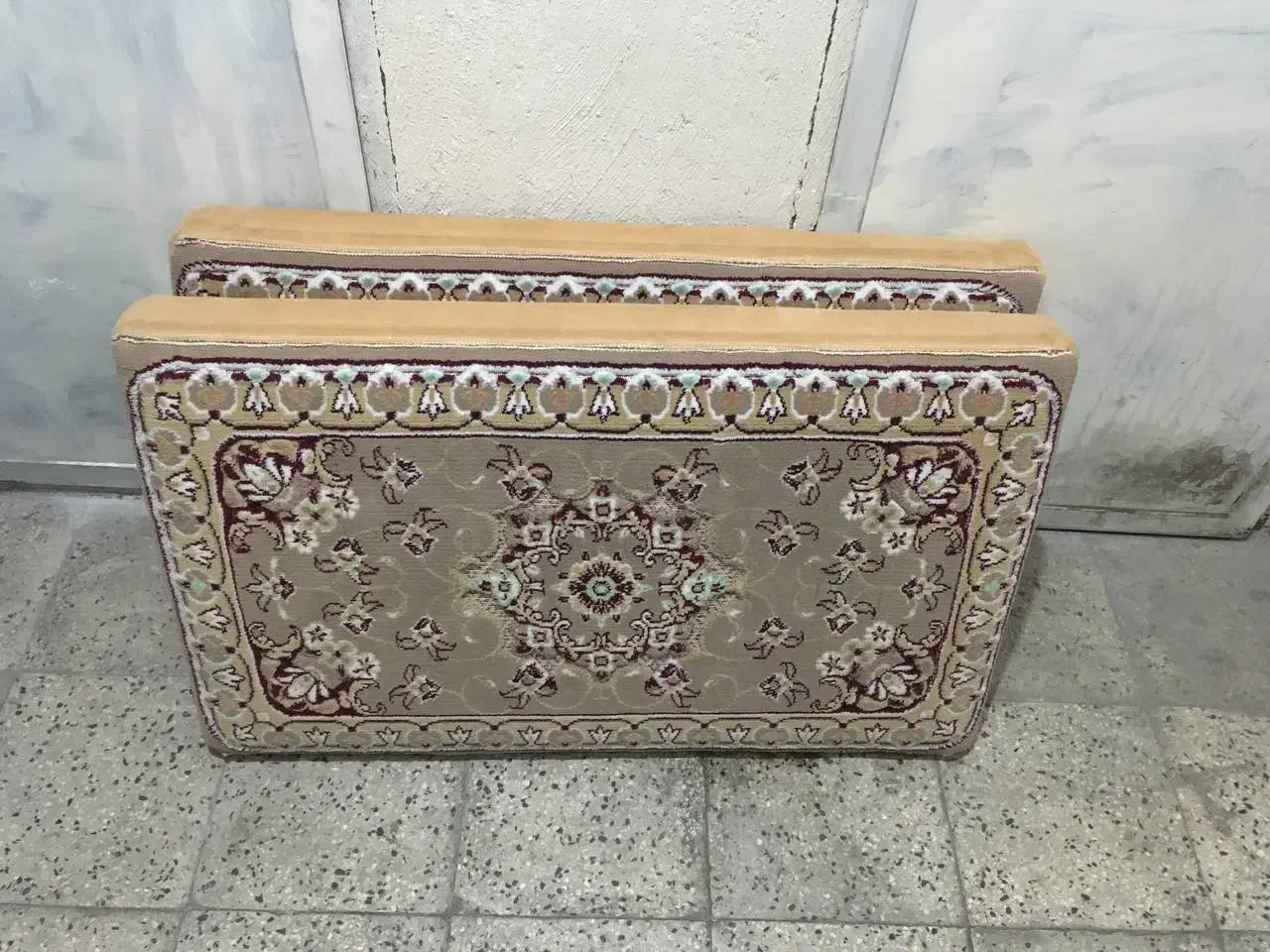 دو عدد پشتی|پشتی|تهران, خزانه|دیوار