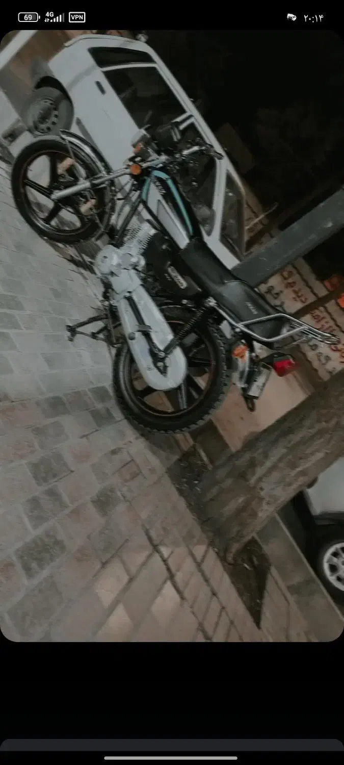 موتور ۲۰۰|موتورسیکلت|قائن, |دیوار