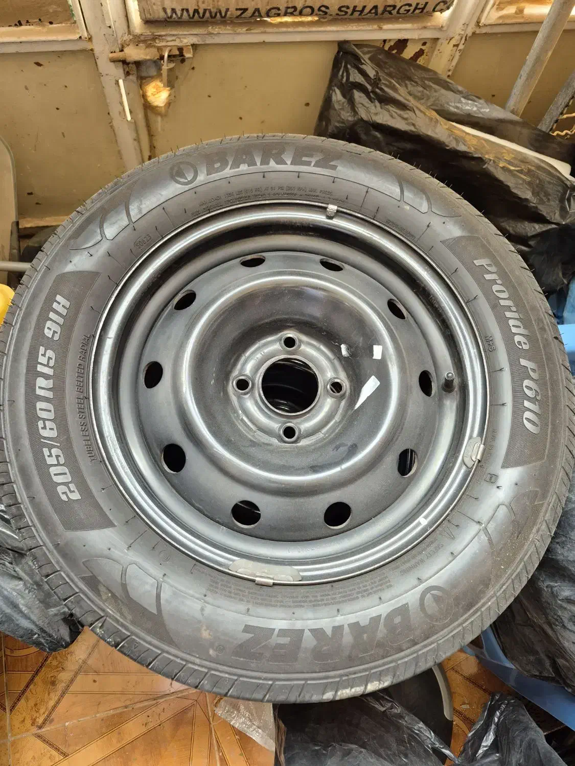 رینگ و لاستیک سایز ۱۵ و لوازم پژو پارس|قطعات یدکی و لوازم جانبی|اردکان, |دیوار