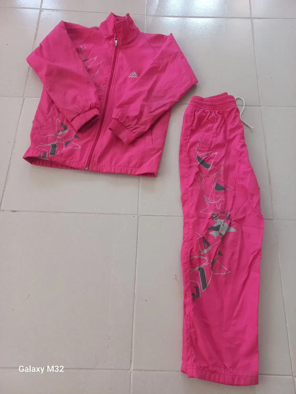 لباس ورزشی دخترانه|کفش و لباس بچه|دهگلان, |دیوار