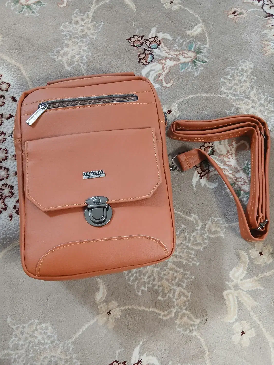 کیف پاسپورتی کیف مدارک کیف رو دوشی|کیف، کفش، کمربند|قم, شاه ابراهیم|دیوار