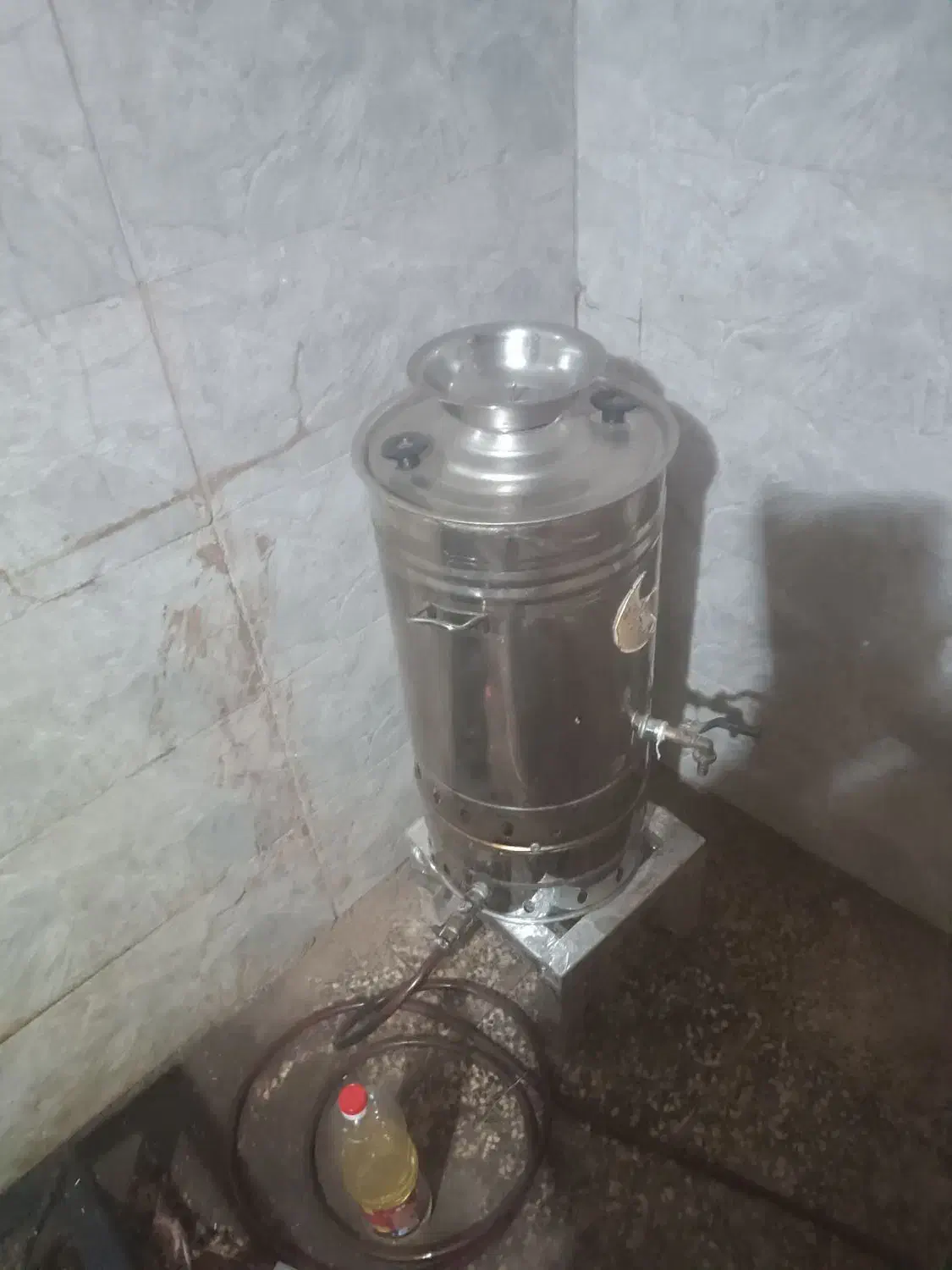 سماور گازی تمیز سالم خانگی 20لیتری|سماور، چای‌ساز، قهوه‌ساز|شوشتر, |دیوار