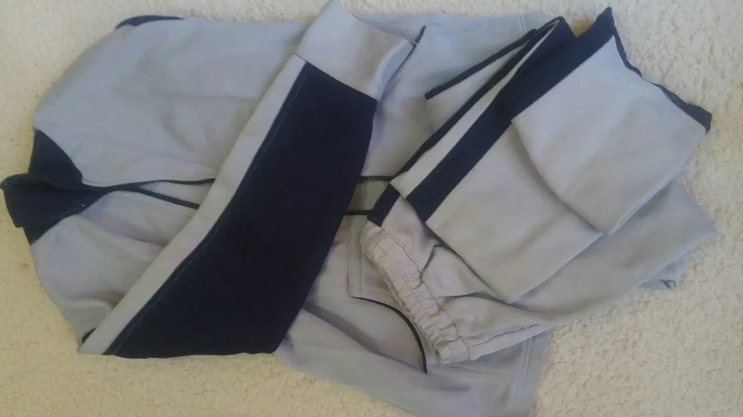 معاوضه|لباس|نجف‌آباد, دانش|دیوار