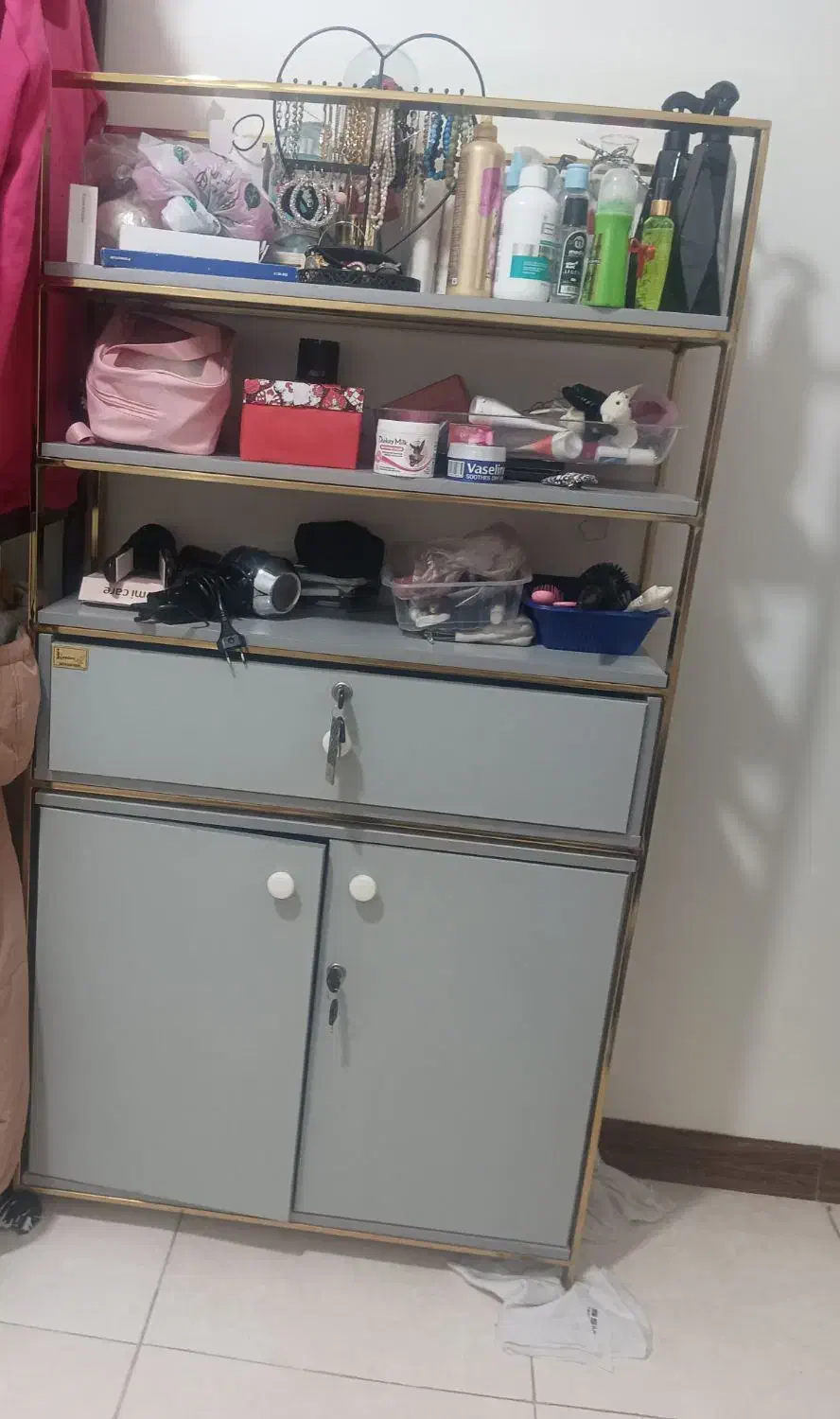 دکوری  طوسی روشن|کتابخانه، شلف، قفسه‌های دیواری|تهران, افسریه جنوبی|دیوار