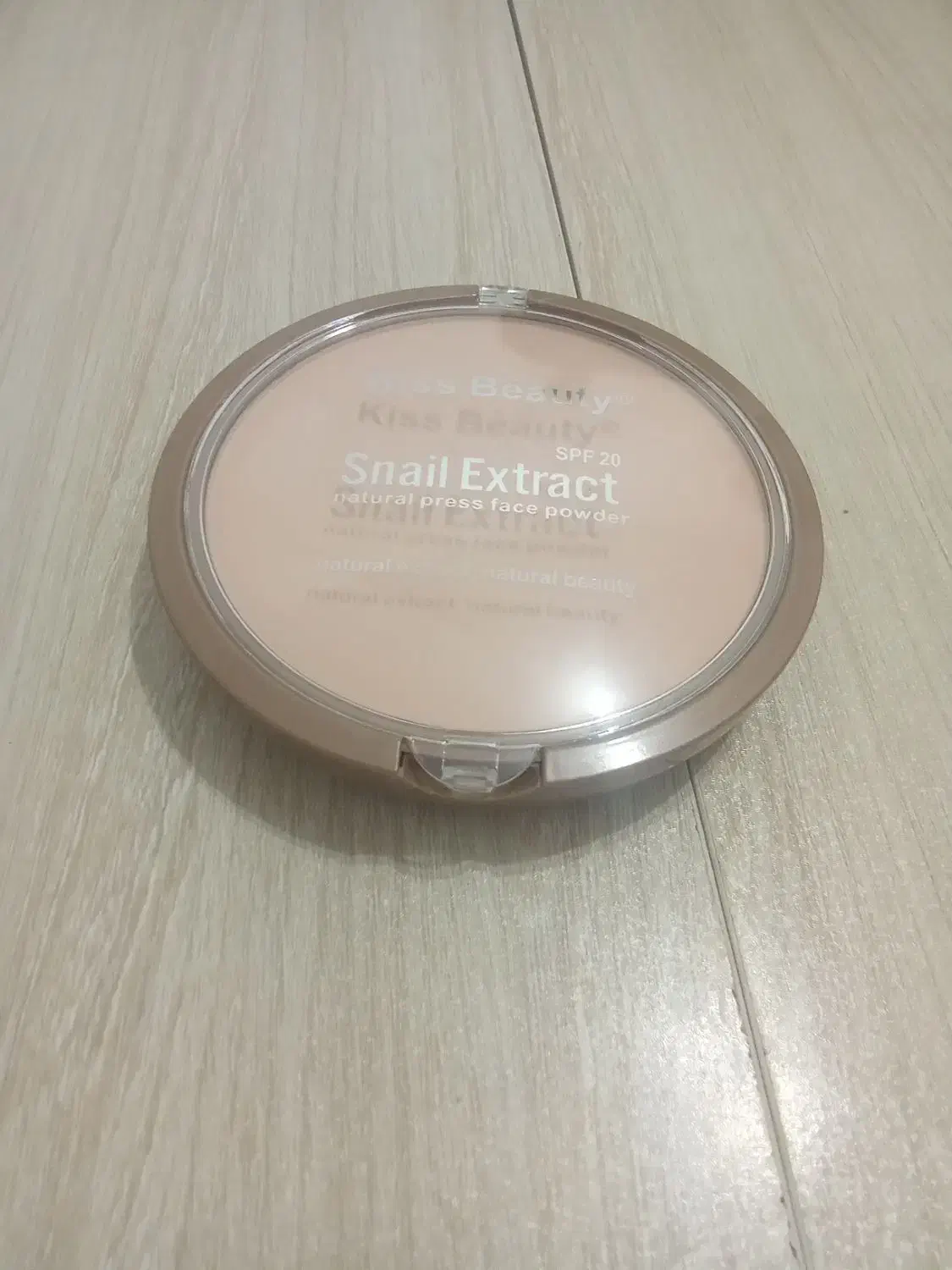 انواع لوازم آرایشی|آرایشی، بهداشتی، درمانی|پارس‌آباد, |دیوار