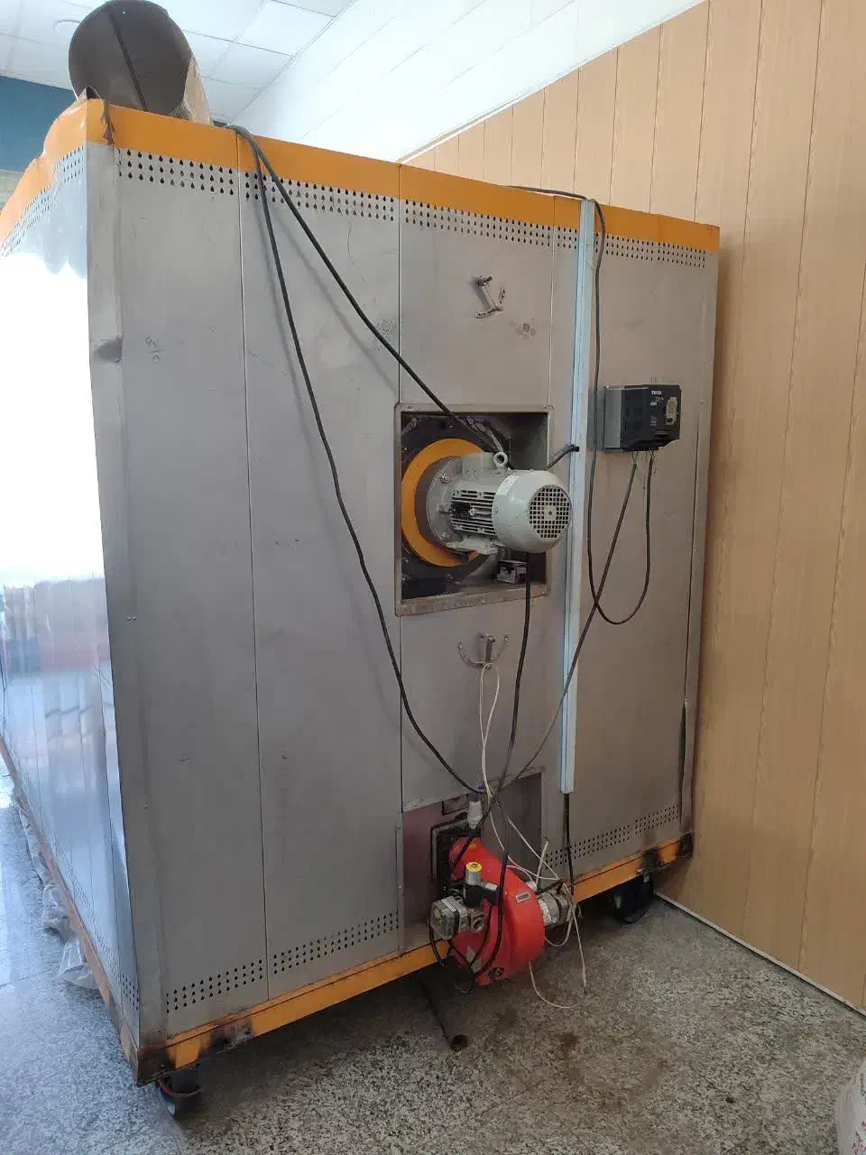 فروش یک دستگاه فر نان فانتزی در حد نو|ماشینآلات صنعتی|سبزوار, چهارراه فرودگاه|دیوار