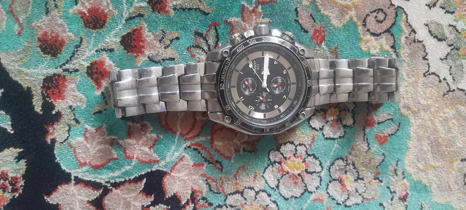 ساعت تیسوت|ساعت|تهران, راه آهن|دیوار