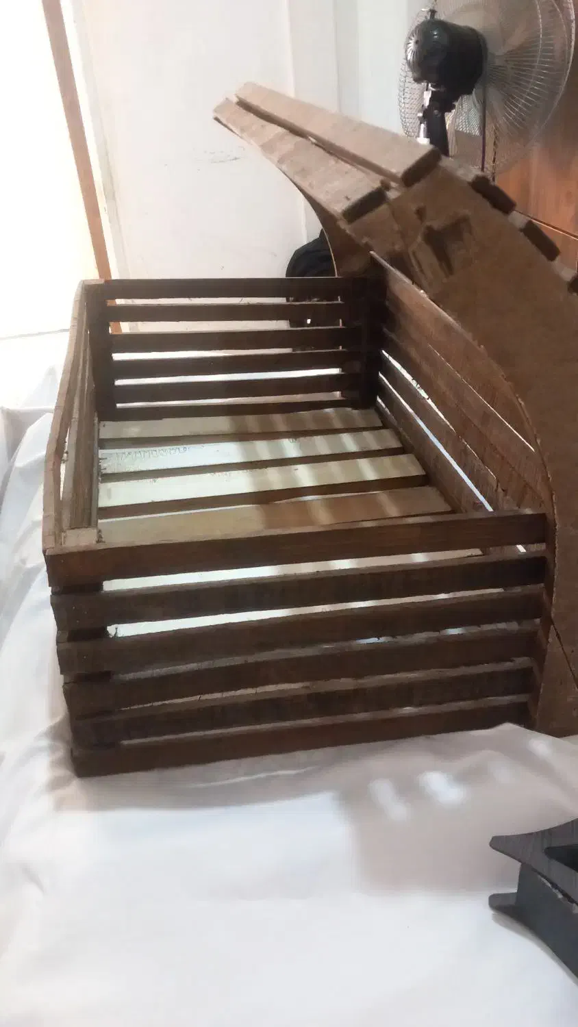 جعبه چوبی و استند قلب|صنایع دستی و سایر لوازم تزئینی|قم, ناصردیوان|دیوار