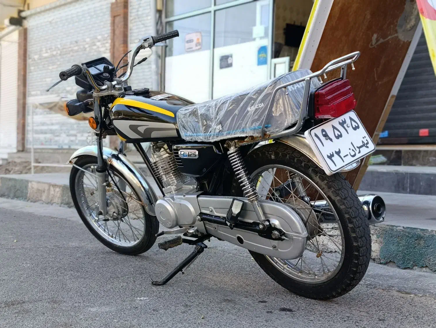 موتور هندا۱۲۵ مدل84|موتورسیکلت|کیلان, |دیوار