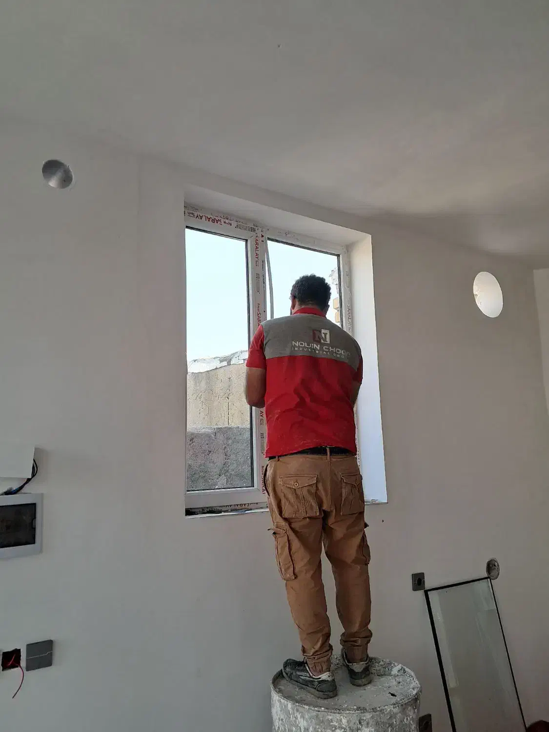 درب وپنجره دوجداره|خدمات پیشه و مهارت|کرمانشاه, |دیوار