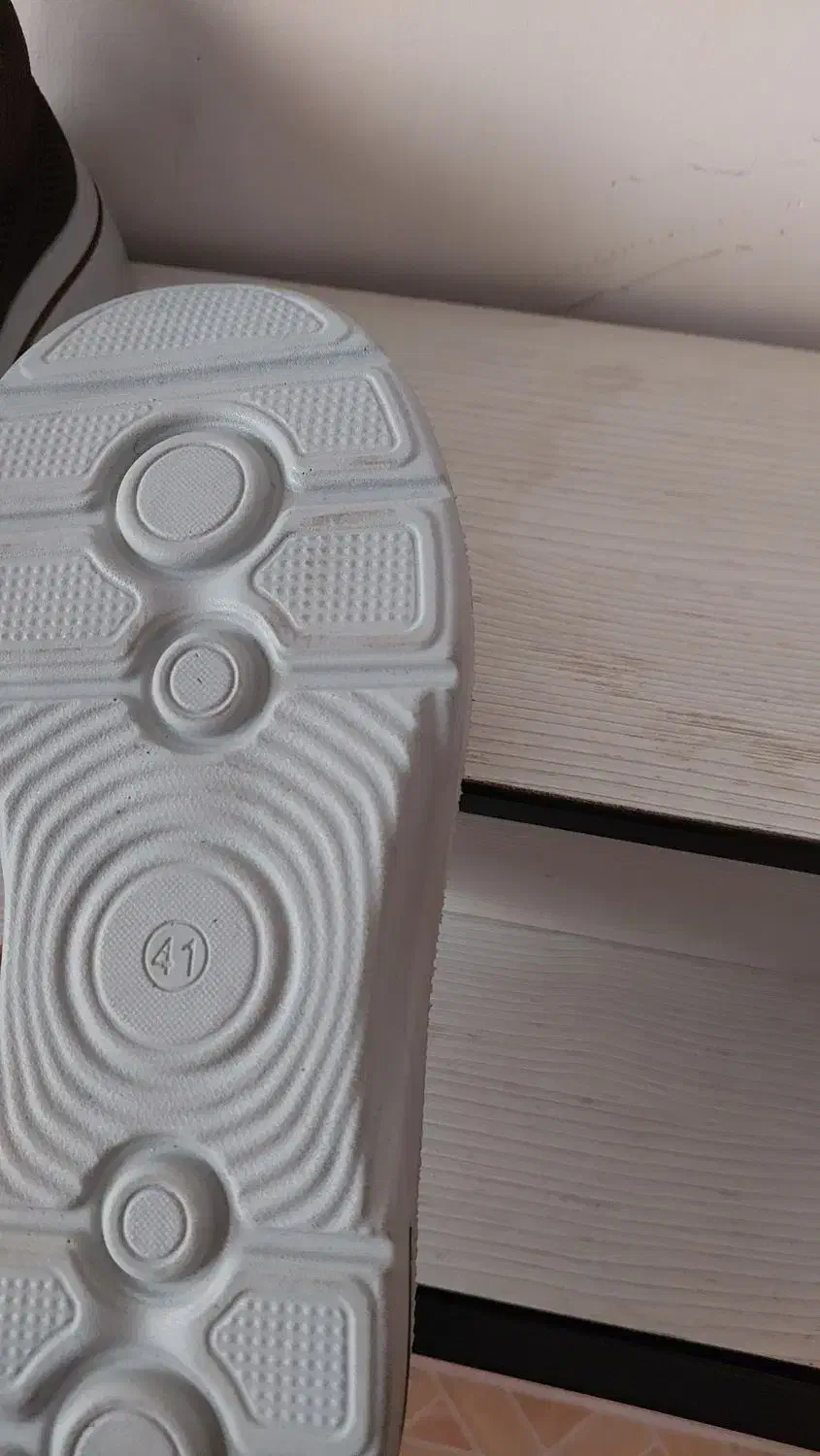 کفش تن تاک سایز۴۱نونوقیمت ۵۰۰|کیف، کفش، کمربند|خوی, |دیوار