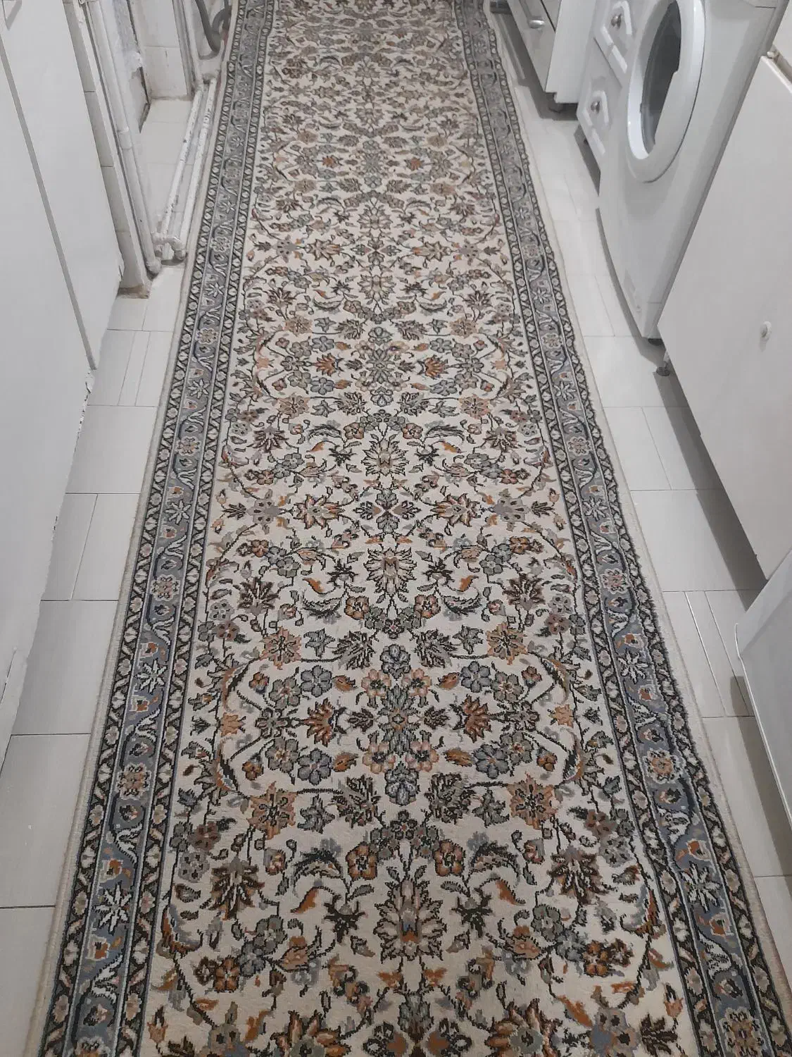 کنار فرشی تمیز وسالم|فرش|قزوین, |دیوار