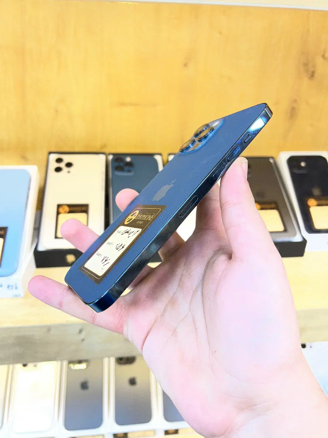 ایفون ۱۲پرو مکس ۲۵۶رنگ ابی در حد|موبایل|اصفهان, مفتح|دیوار