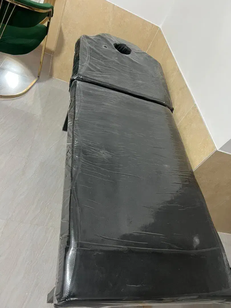 لوازم ارایشگاه ۲ ماه کارکرد در حد نو|آرایشگاه و سالنهای زیبایی|جلفا, |دیوار