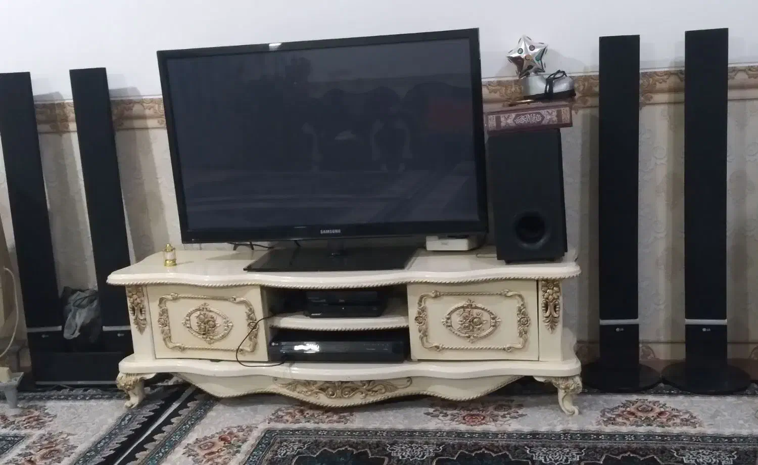 فروشی|تلویزیون و پروژکتور|قرچک, داوود آباد|دیوار