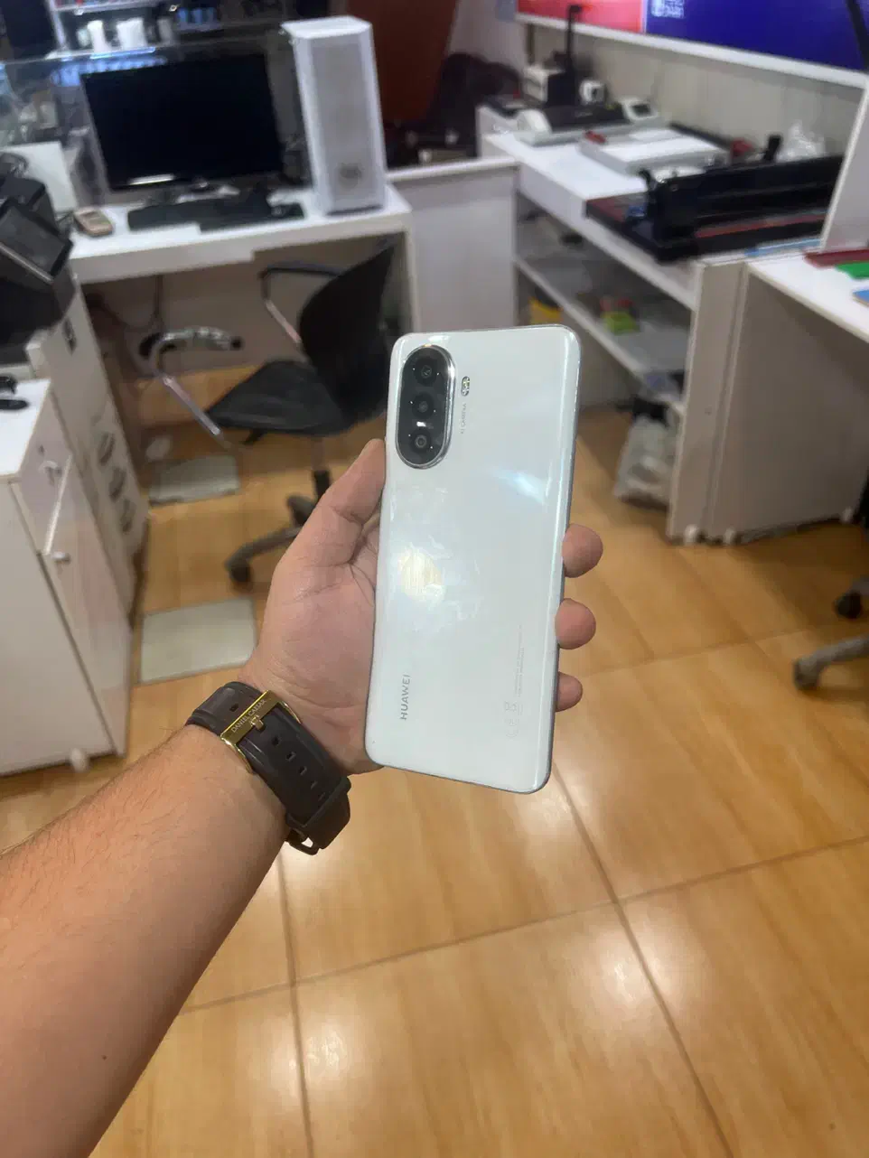 هواوی nova y70|موبایل|شیراز, سیلو|دیوار