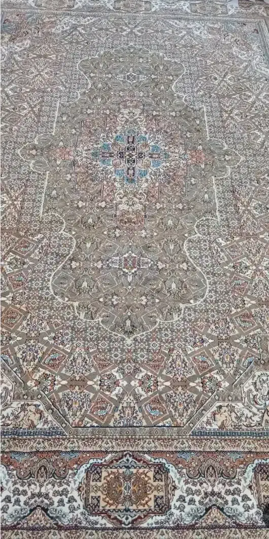 فرش طرح دستباف|فرش|شاهینشهر, عطار|دیوار