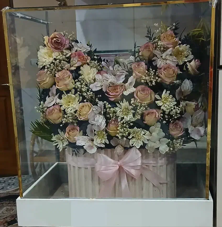 گل طبیعی|گل و گیاه طبیعی|اصفهان, پروین|دیوار