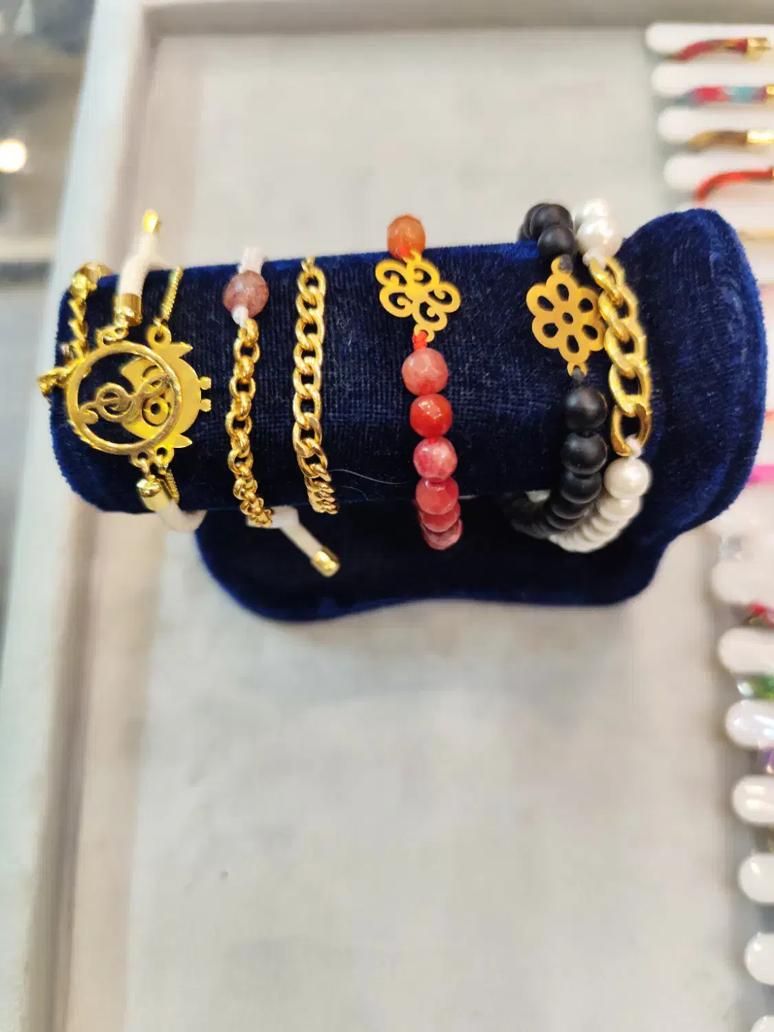 کادویی روز زن/دستبندهای طلا با وزن دلخواه شما|جواهرات|اصفهان, شهشهان|دیوار