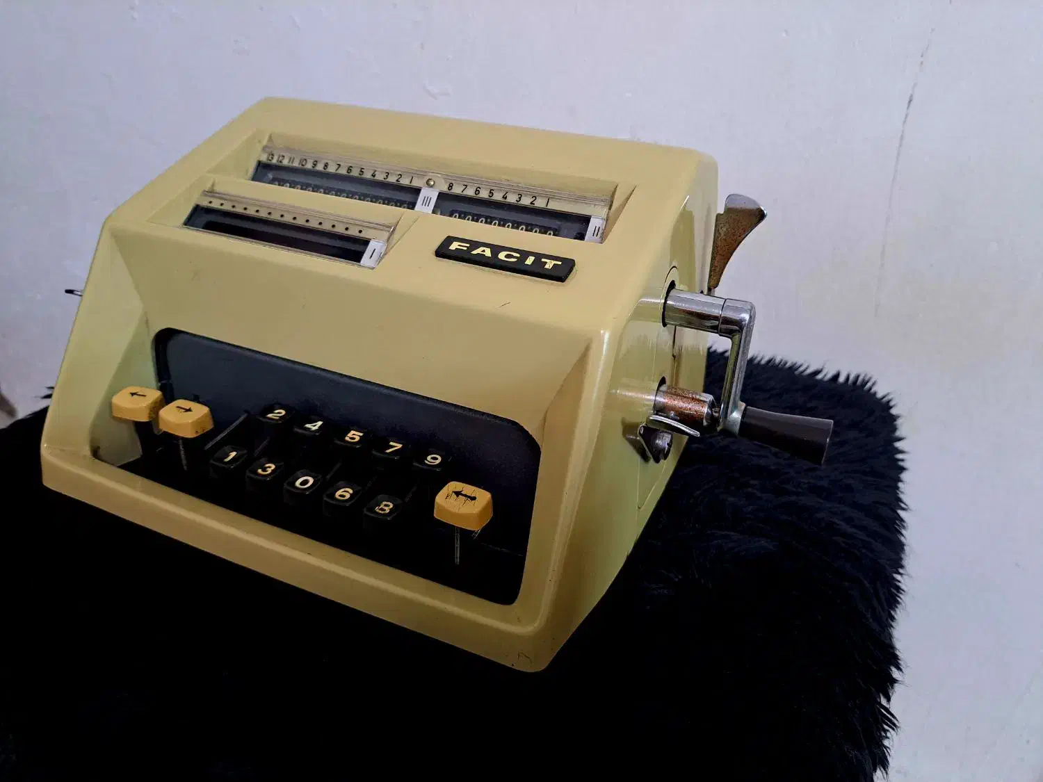 ماشین حساب مکانیکی فاسیت|کلکسیون اشیاء عتیقه|مشهد, ابوذر|دیوار