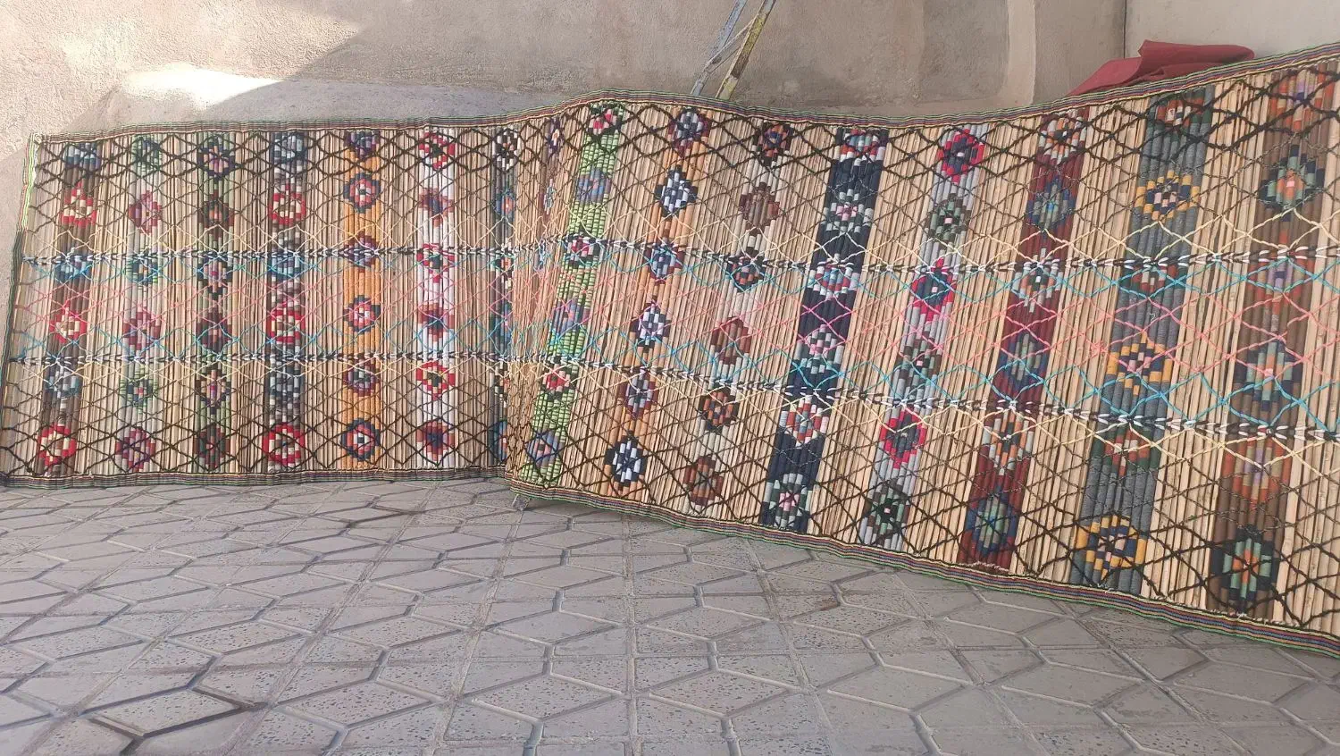 چیت فروشی.|صنایع دستی و سایر لوازم تزئینی|ایوان, |دیوار