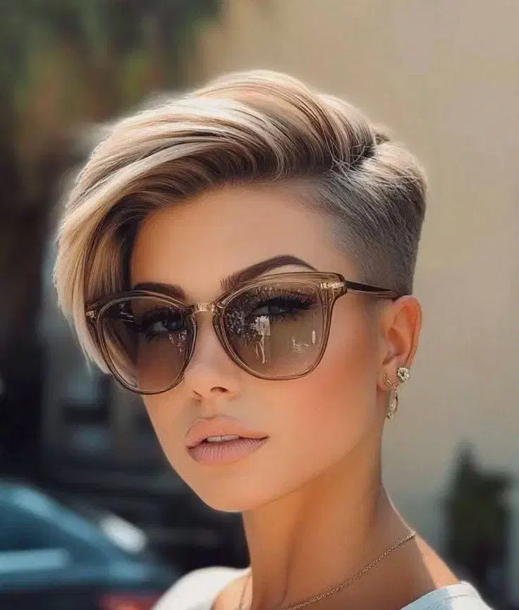 مدل کوتاهی رایگان (زنانه)|خدمات آرایشگری و زیبایی|هشتگرد, شهرک ولیعصر (مصلی)|دیوار