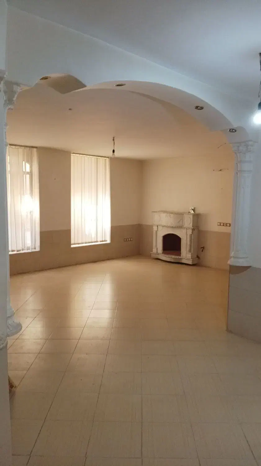 منزل ویلایی دربست 220 میانرود|اجارهٔ خانه و ویلا|شیراز, پادگان ولیعصر|دیوار