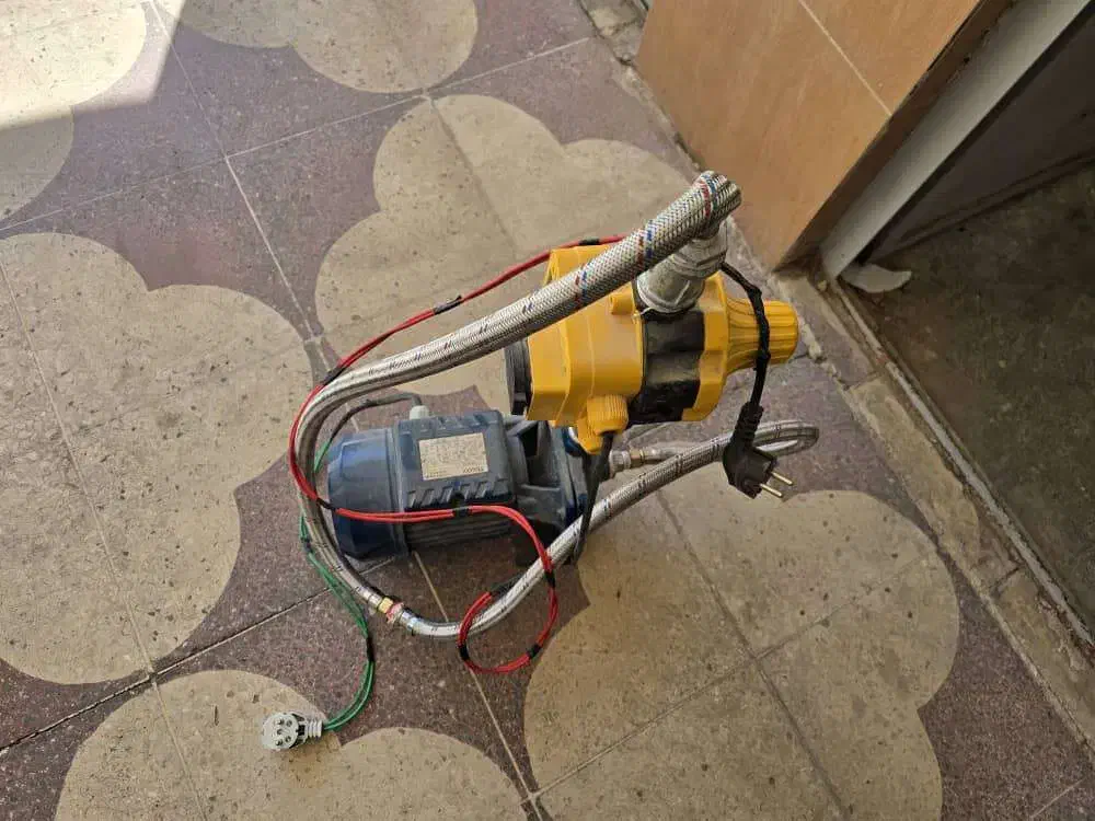 فروش پمپ آب بیصدا همراه با ست کنترل واتصالات|مصالح و تجهیزات ساختمان|شیراز, شهرک ولیعصر|دیوار