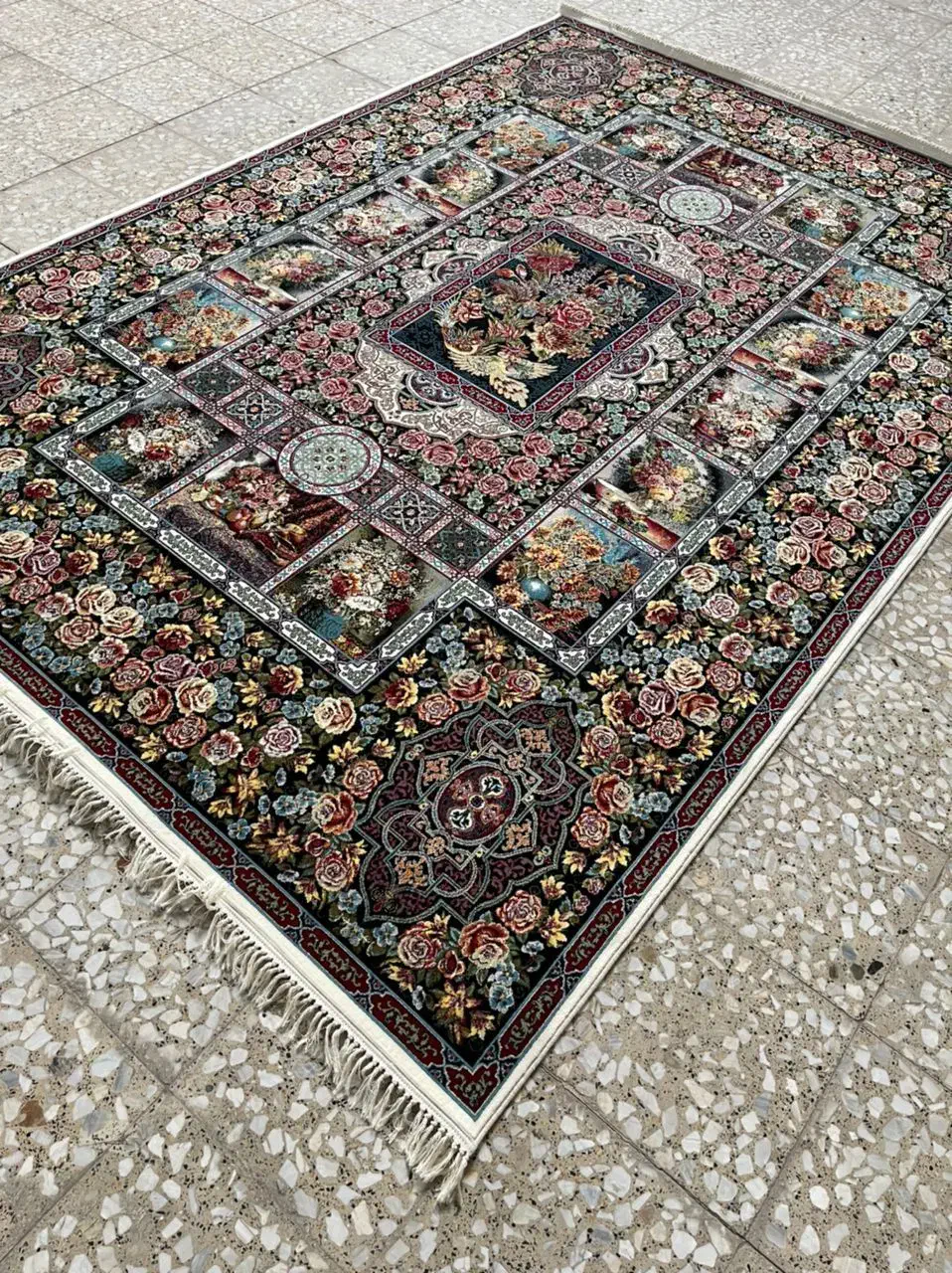 فرش باغ ارم کاشان|فرش|زرند, |دیوار